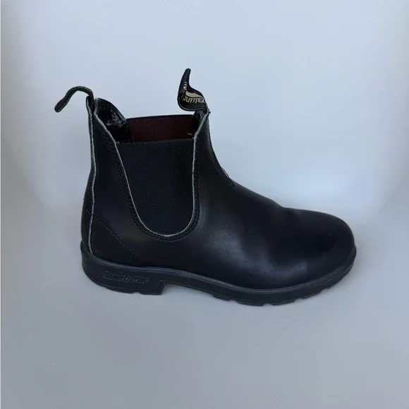 Blundstone Black Ankle Boots - Picture 6 of 10
